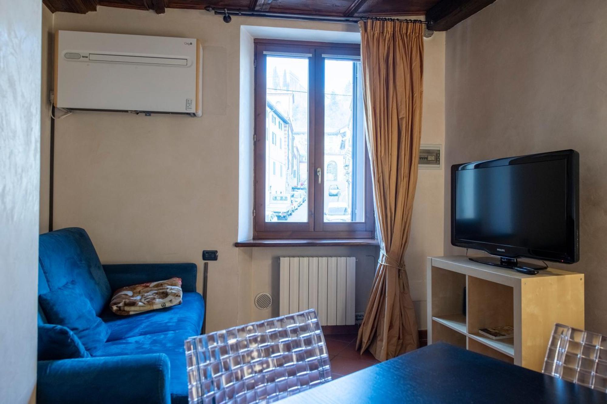 Ai Piedi Del Castello / 4Pl / Apt. Full Verona Exterior foto