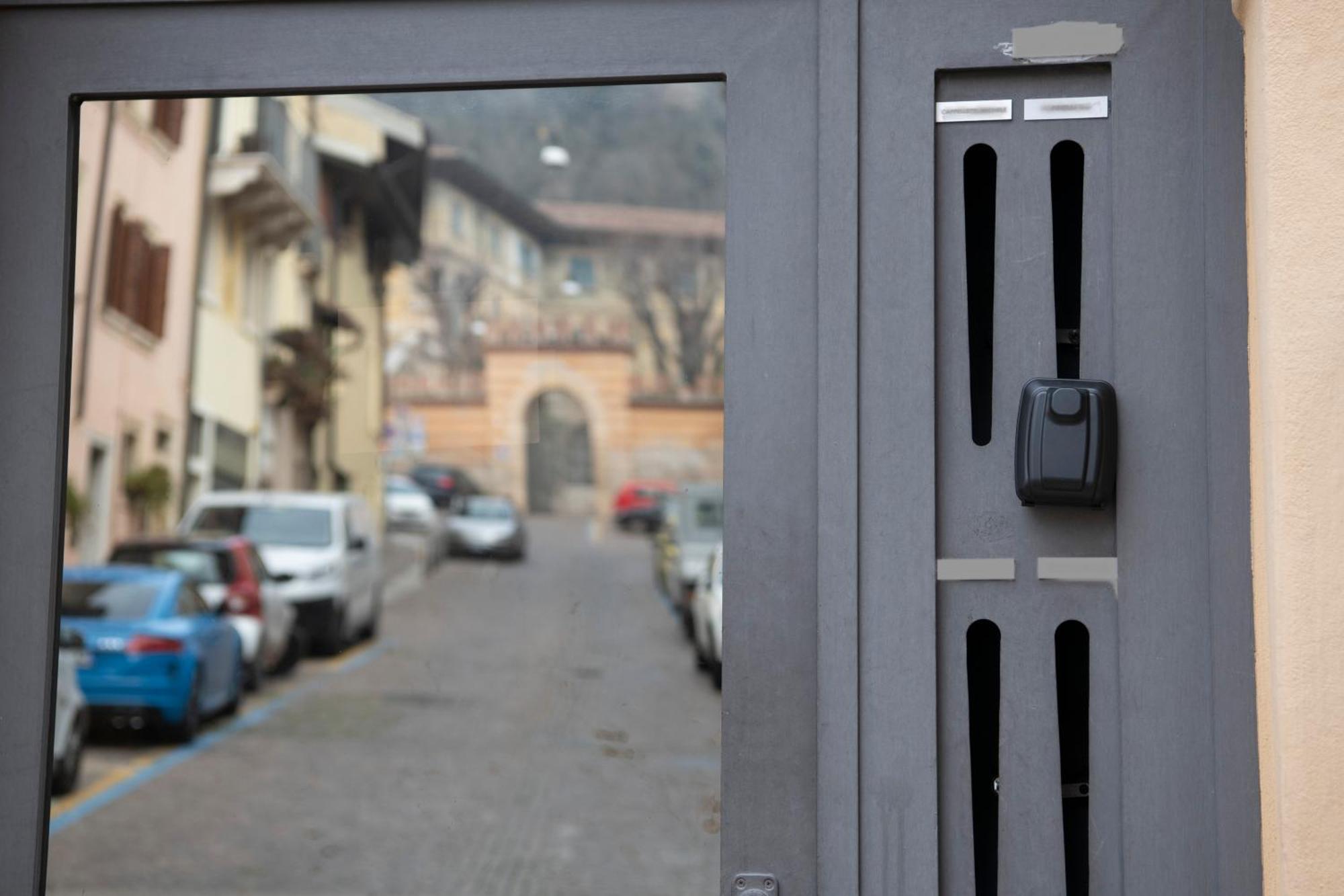 Ai Piedi Del Castello / 4Pl / Apt. Full Verona Exterior foto