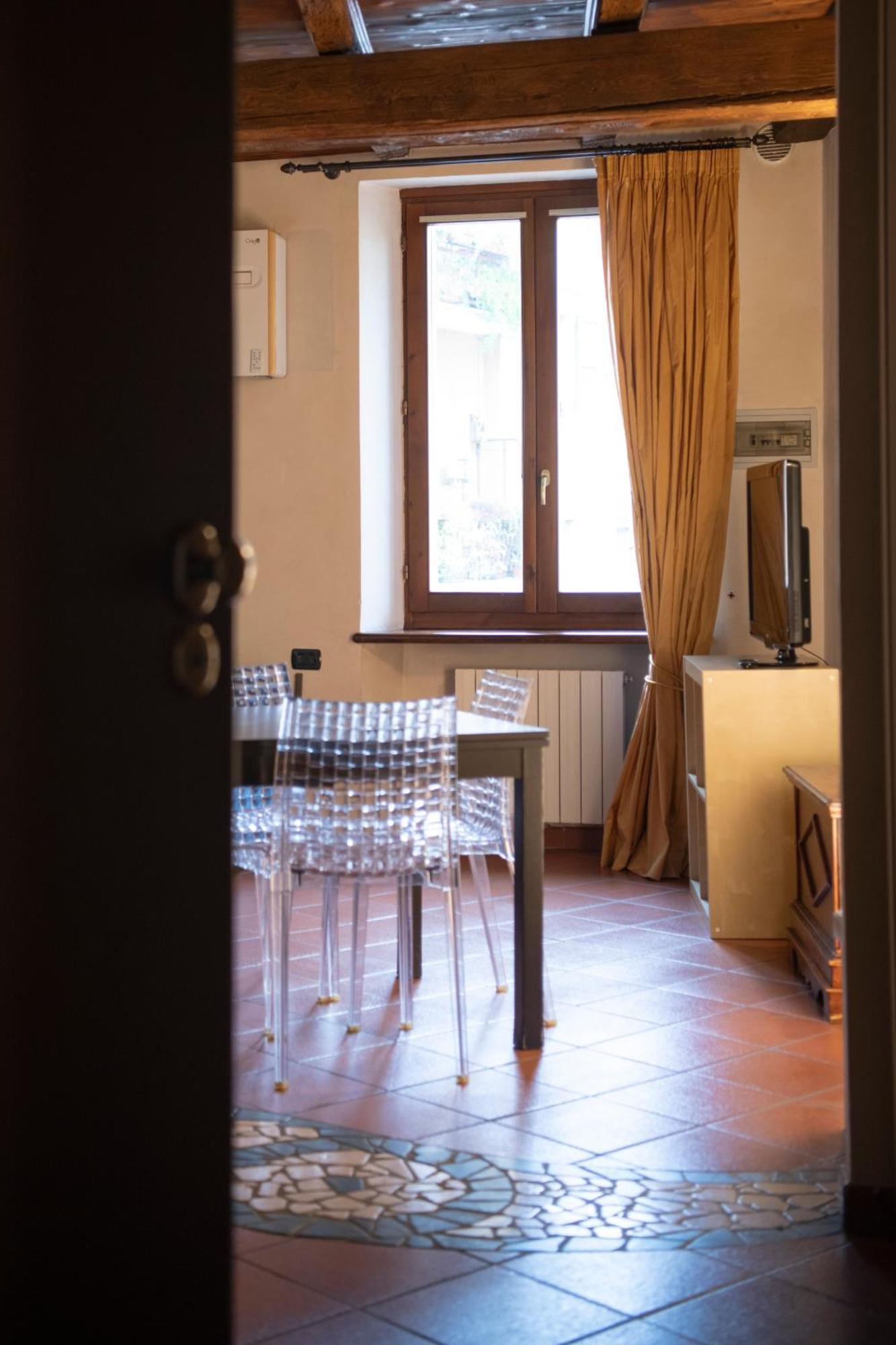 Ai Piedi Del Castello / 4Pl / Apt. Full Verona Exterior foto