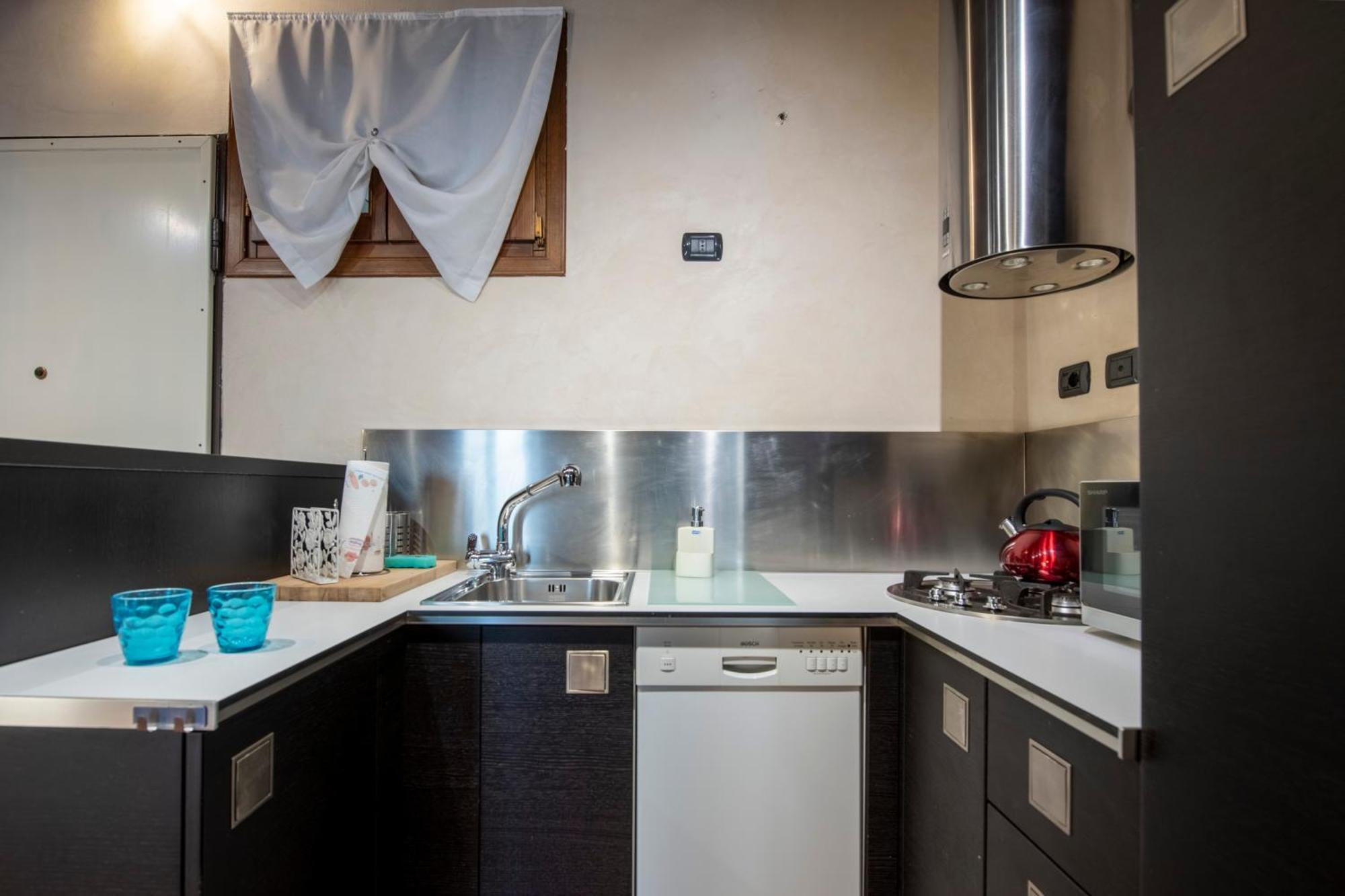 Ai Piedi Del Castello / 4Pl / Apt. Full Verona Exterior foto
